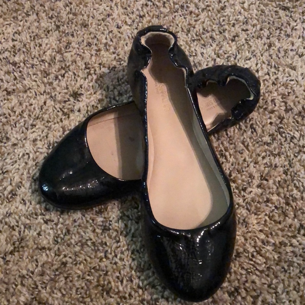 Dress flats